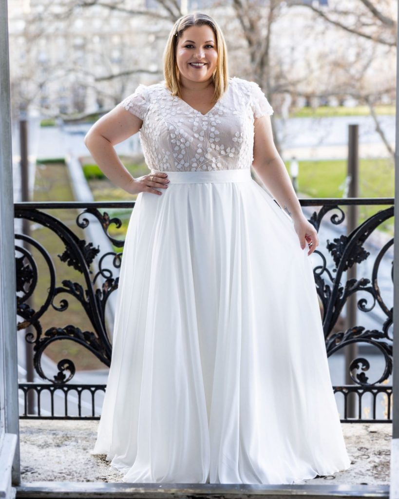 Brautkleid Plus Size Langarm - Spitze Tüll Kleid Mit Schnürung